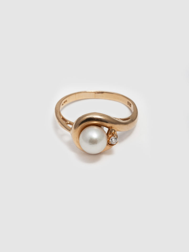 Diamond Pearl Cocktail Ring - Vintage Capsule