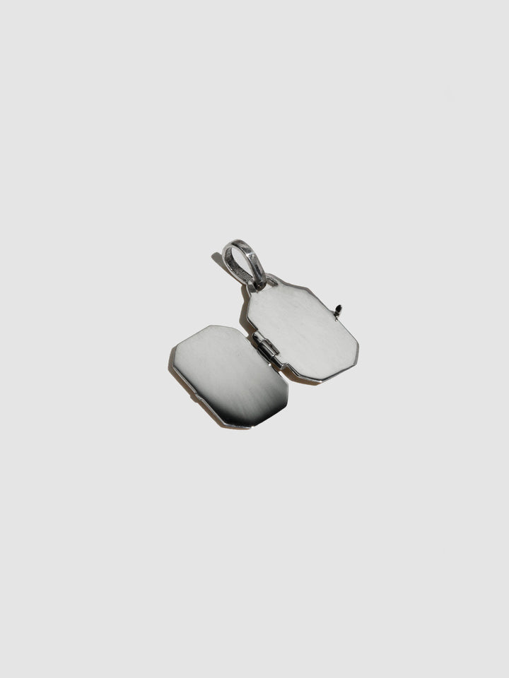 Sterling Silver Octagonal Locket Pendant x okay______fine