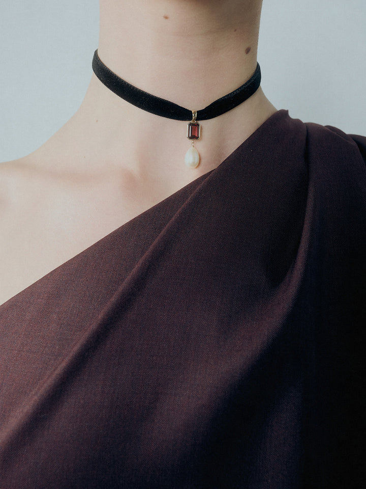 Crimson Pearl Choker