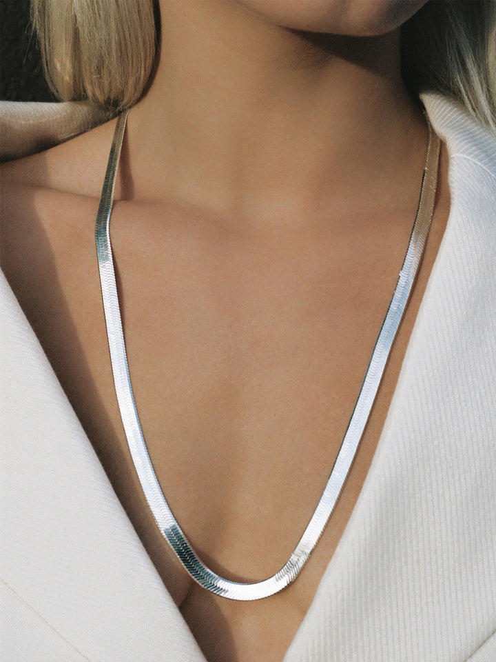 Silver Herringbone Necklace – Admiral Row