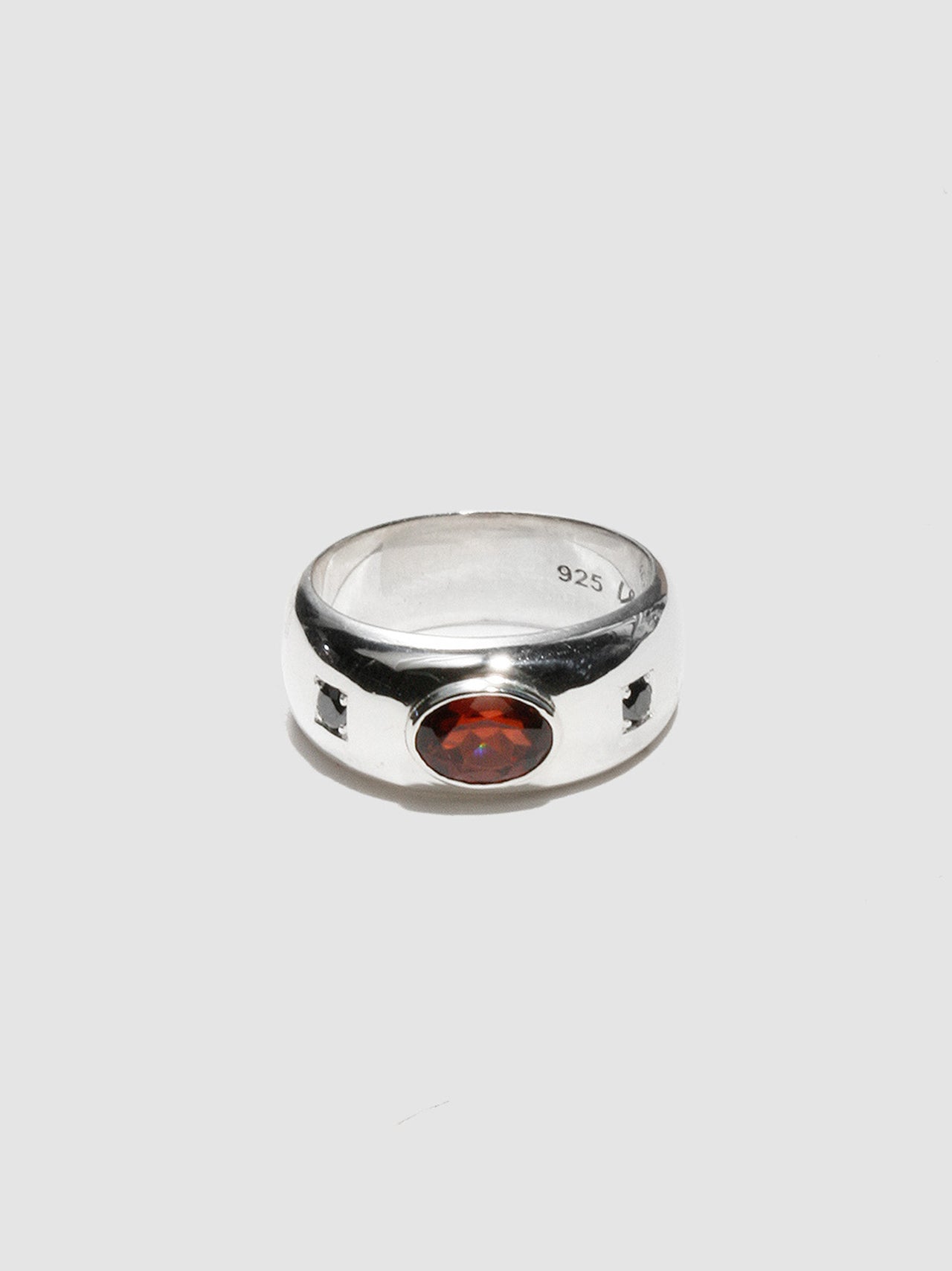 Gentry Diamond Oval Band