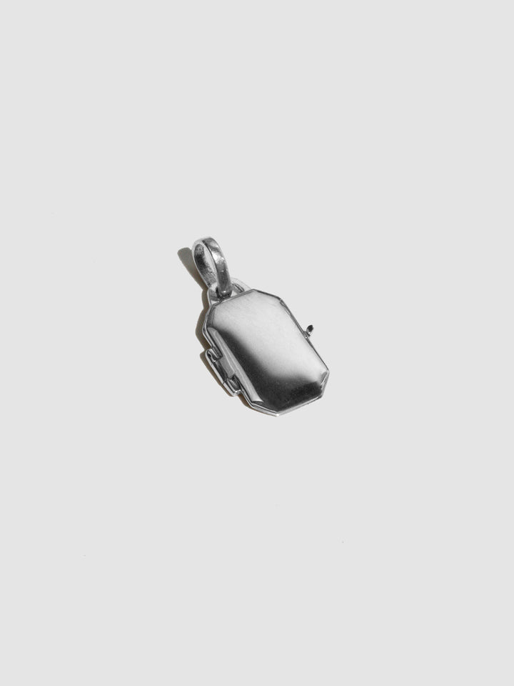 Sterling Silver Octagonal Locket Pendant x okay______fine