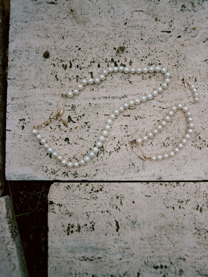 XL Pearl Safety Pin Earring