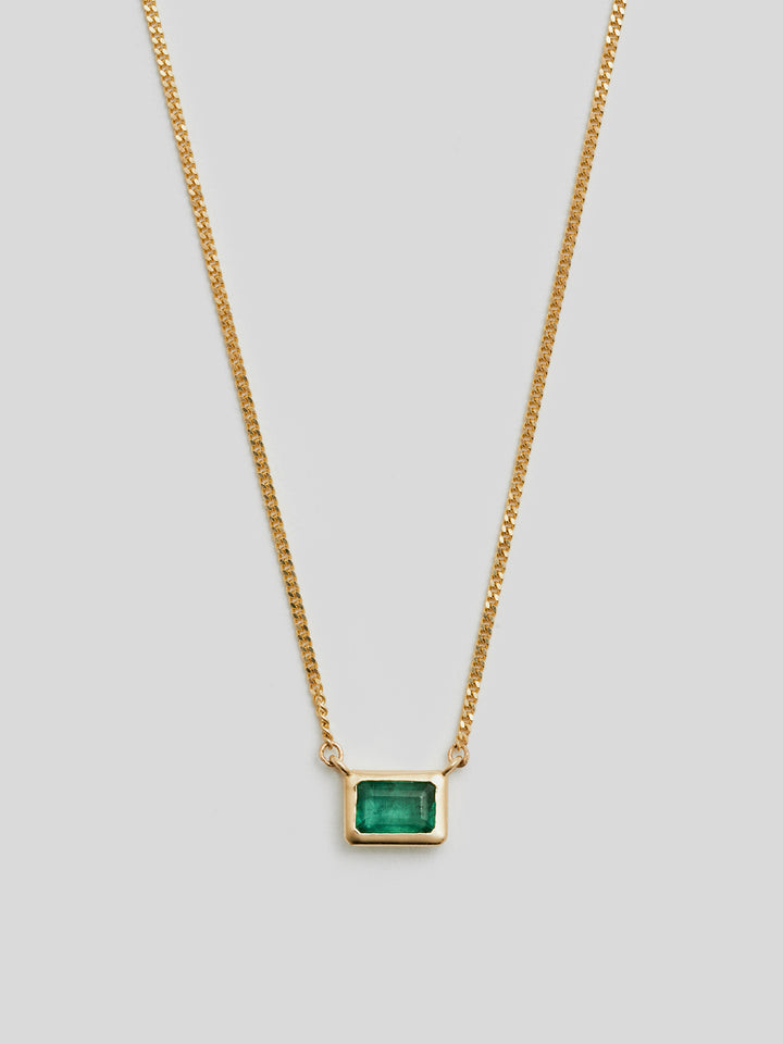 Modern Bezel Set Emerald Cut Peridot Necklace – Bella's Fine Jewelers