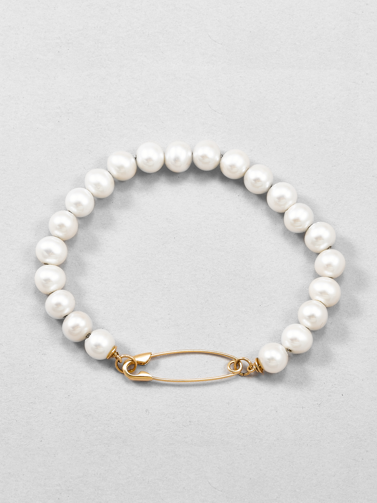 product imagery of pearl safety pin bracelet
